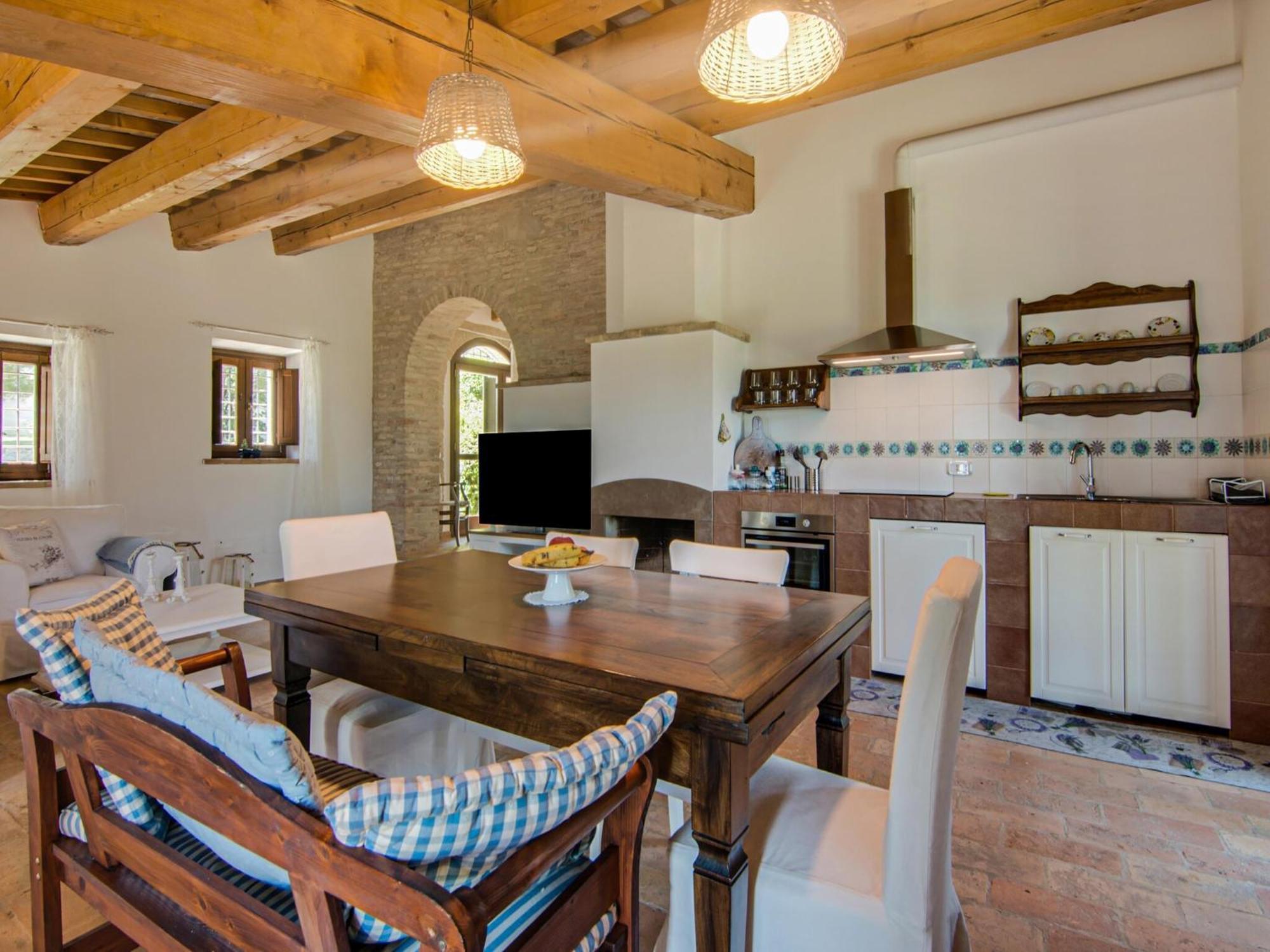 Stunning Apartment In Mombaroccio Near Metauro River Exteriér fotografie