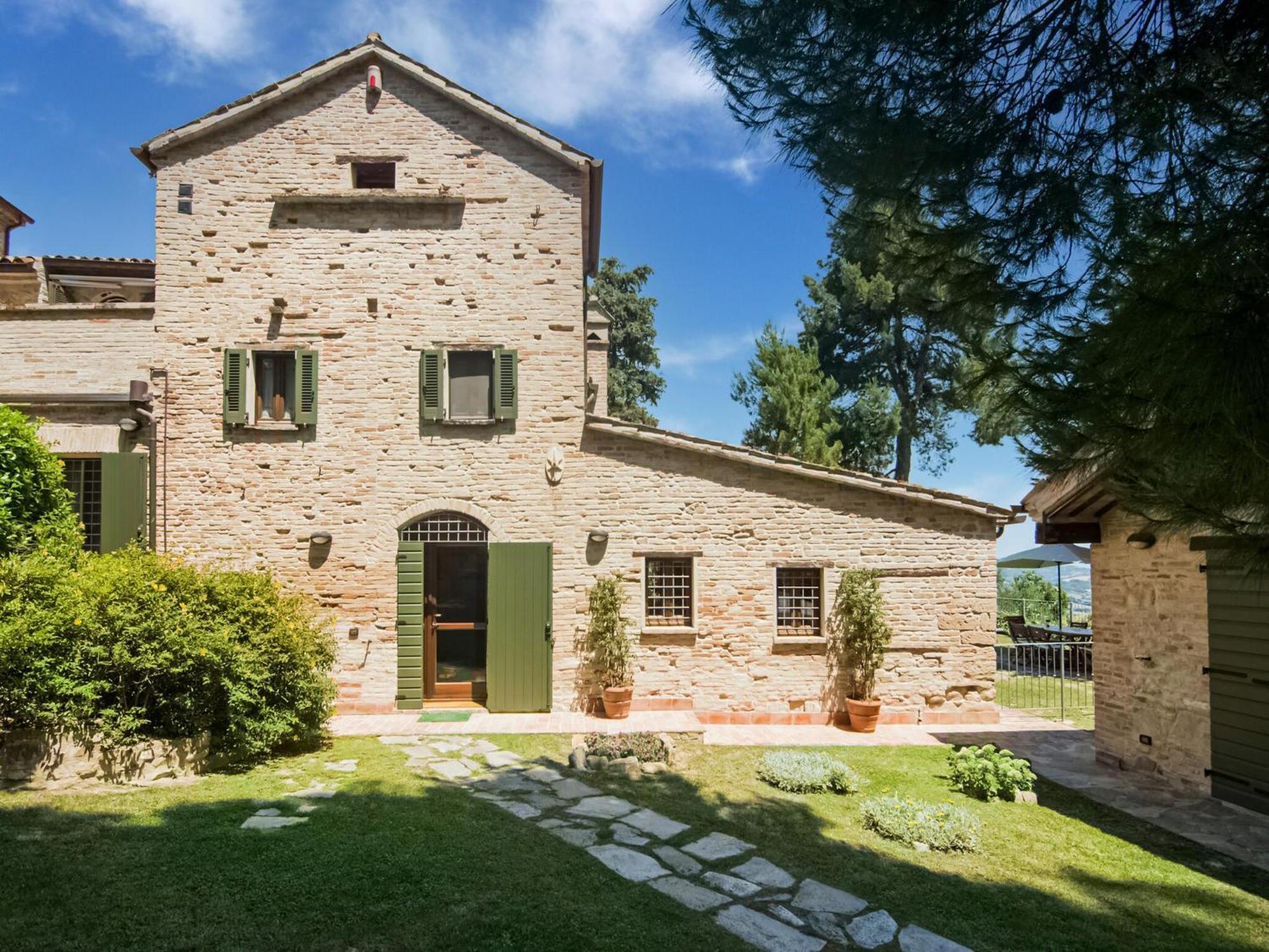 Stunning Apartment In Mombaroccio Near Metauro River Exteriér fotografie