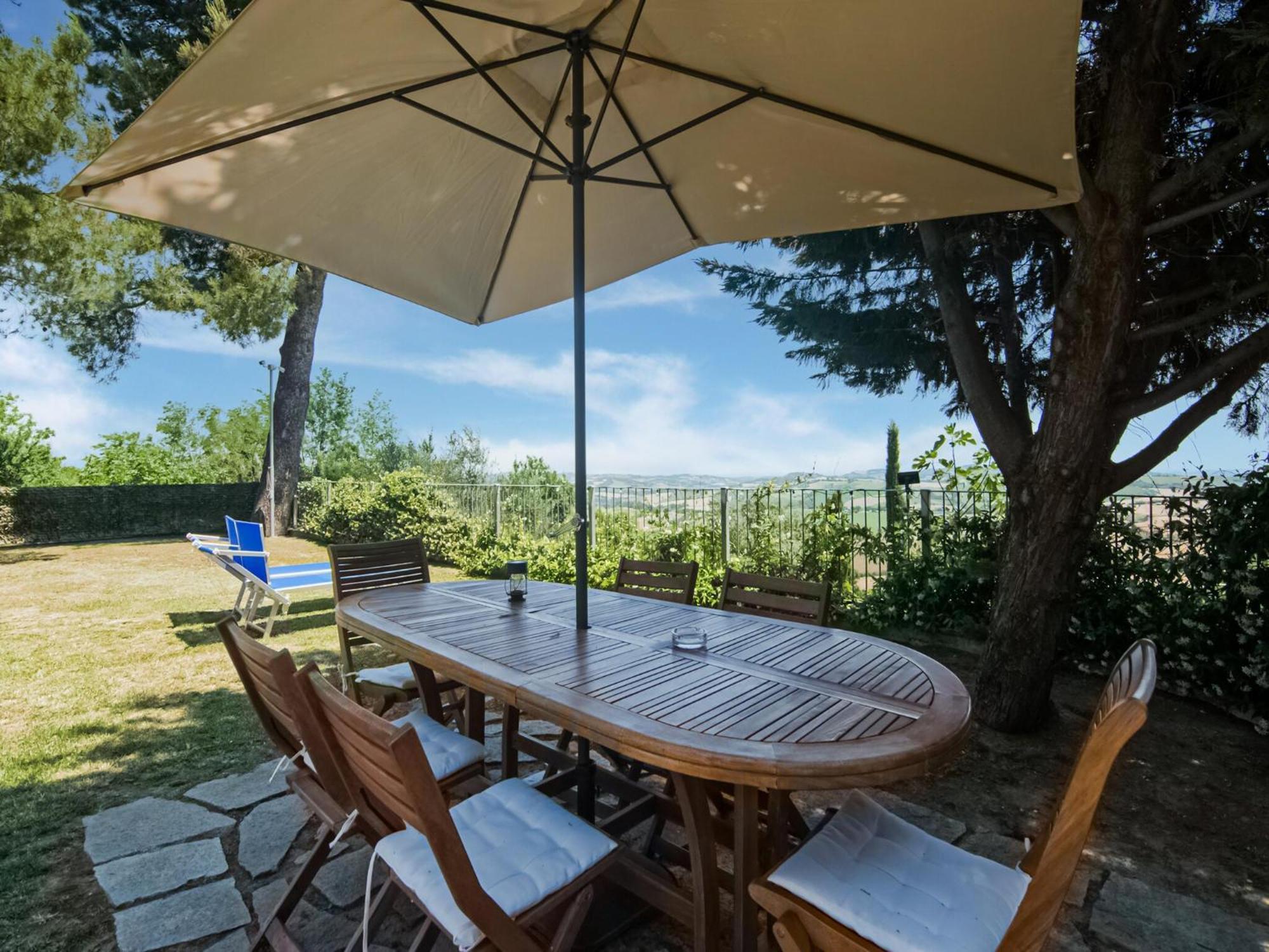 Stunning Apartment In Mombaroccio Near Metauro River Exteriér fotografie
