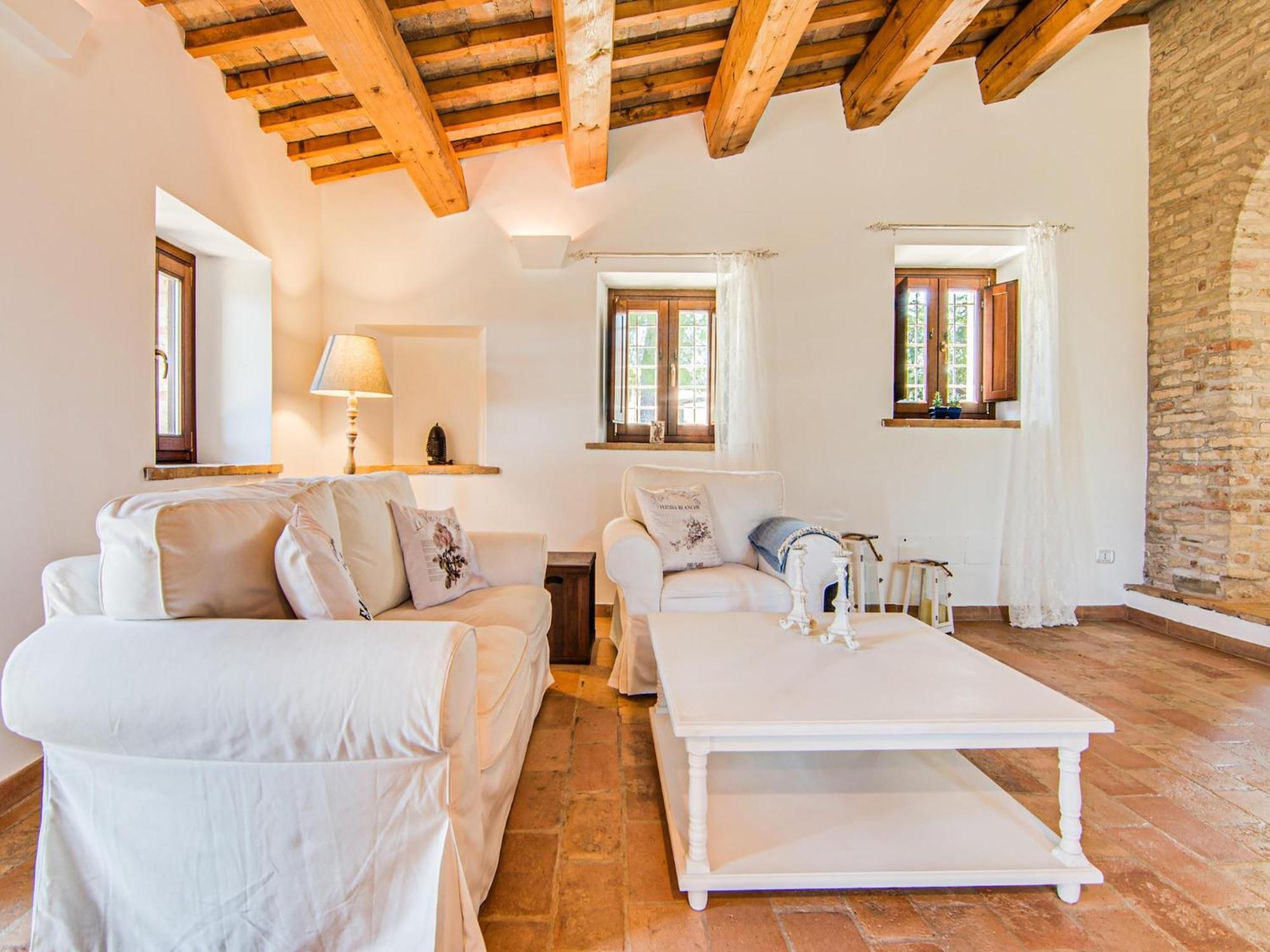 Stunning Apartment In Mombaroccio Near Metauro River Exteriér fotografie