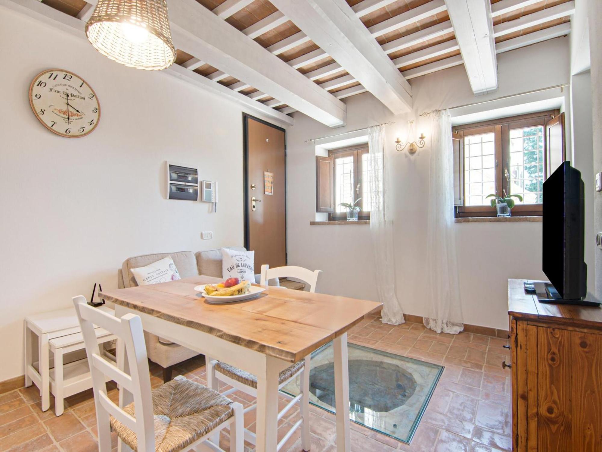 Stunning Apartment In Mombaroccio Near Metauro River Exteriér fotografie